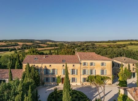 Biodiversité vignoble oliviers ruches domaine Signature Pla