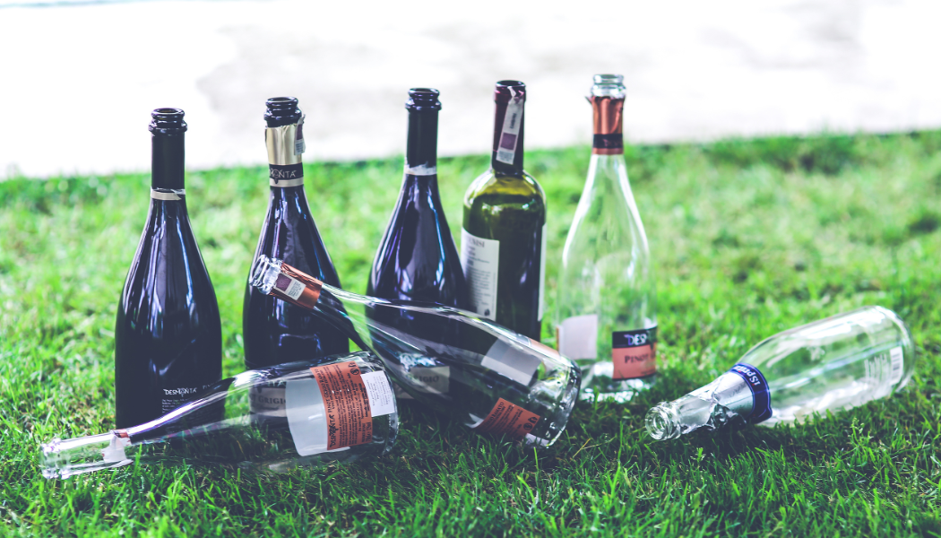Fête de la musique 2026 : combien de cubis de vin acheter pour 50 personnes ?